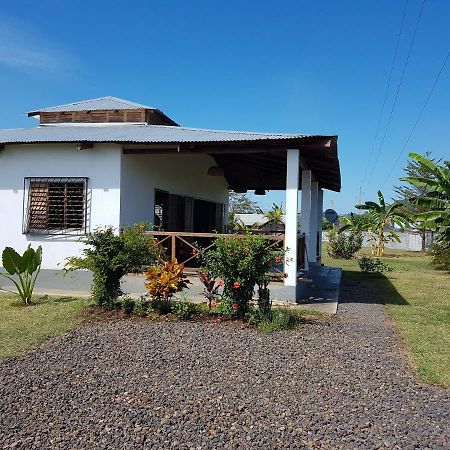 Villa Les HIBISCUS à Ambondrona  Extérieur photo