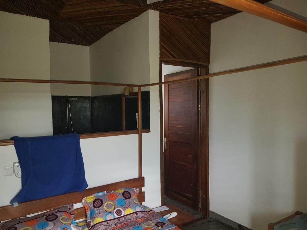Villa Les HIBISCUS à Ambondrona  Extérieur photo